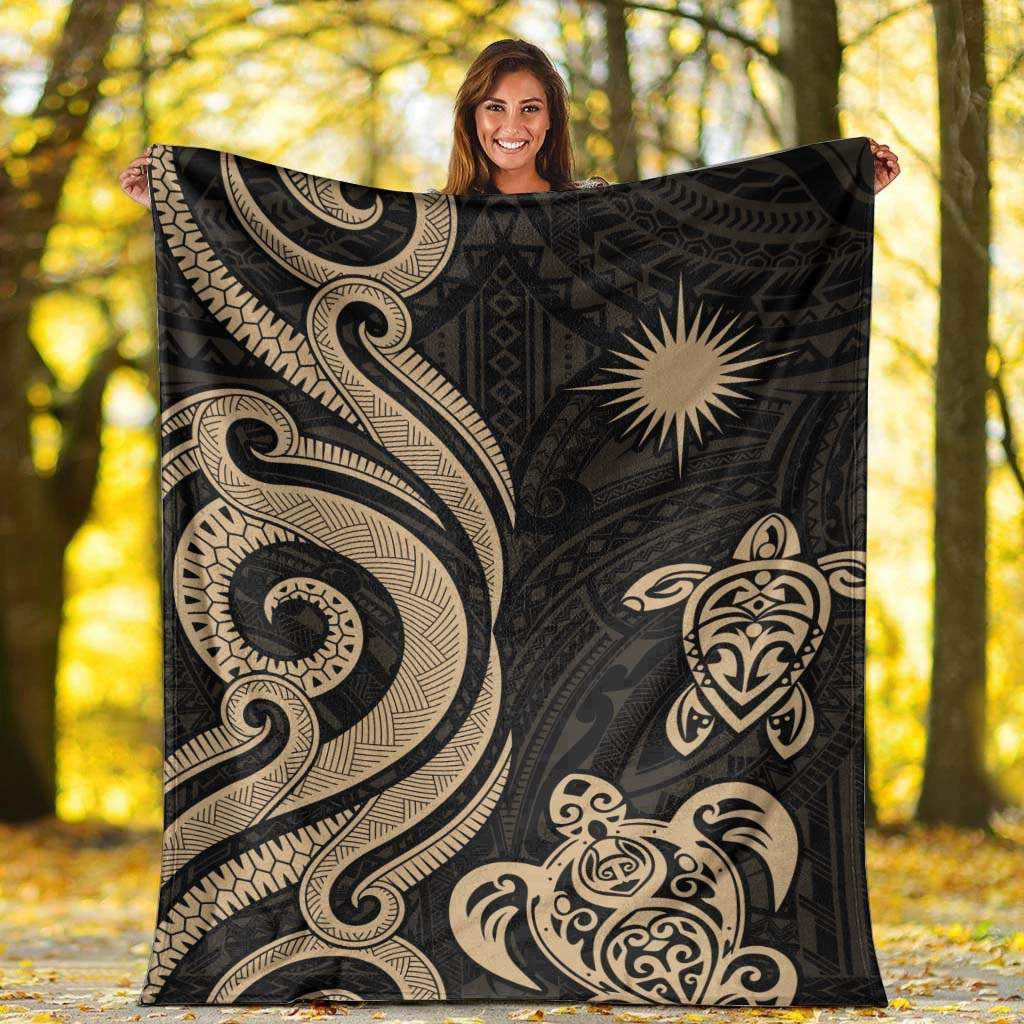 Marshall Islands Premium Blanket - Gold Tentacle Turtle Crest