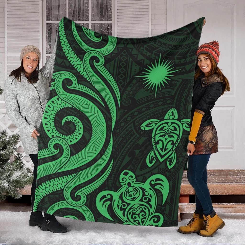 Marshall Islands Premium Blanket - Green Tentacle Turtle Crest