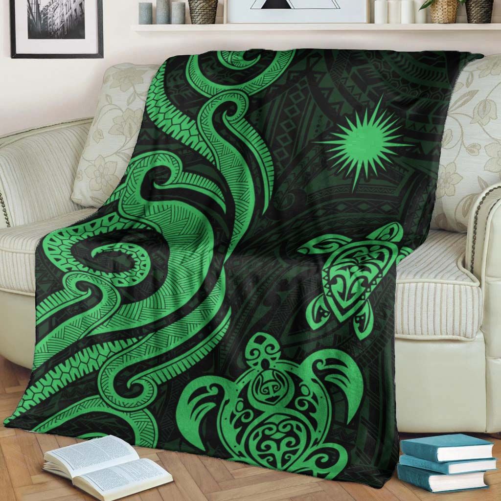 Marshall Islands Premium Blanket - Green Tentacle Turtle Crest
