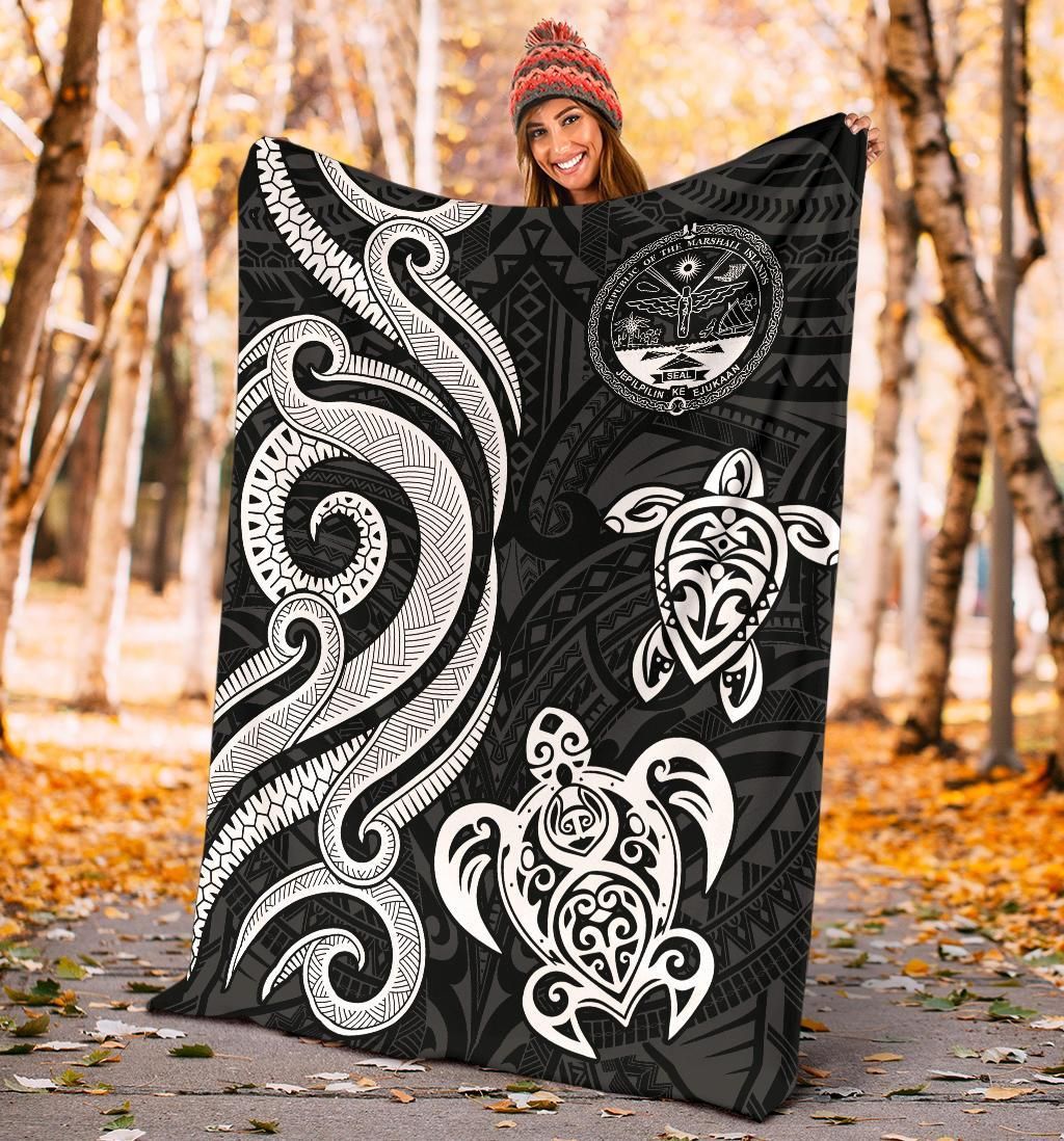 Marshall Islands Premium Blanket - Tentacle Turtle White