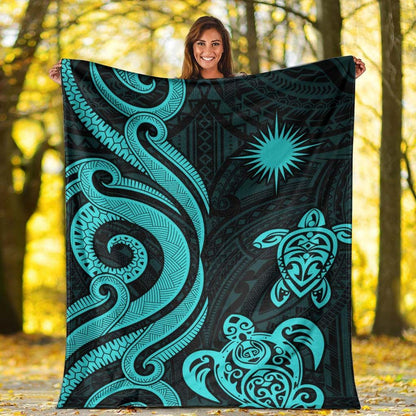 Marshall Islands Premium Blanket - Turquoise Tentacle Turtle Crest