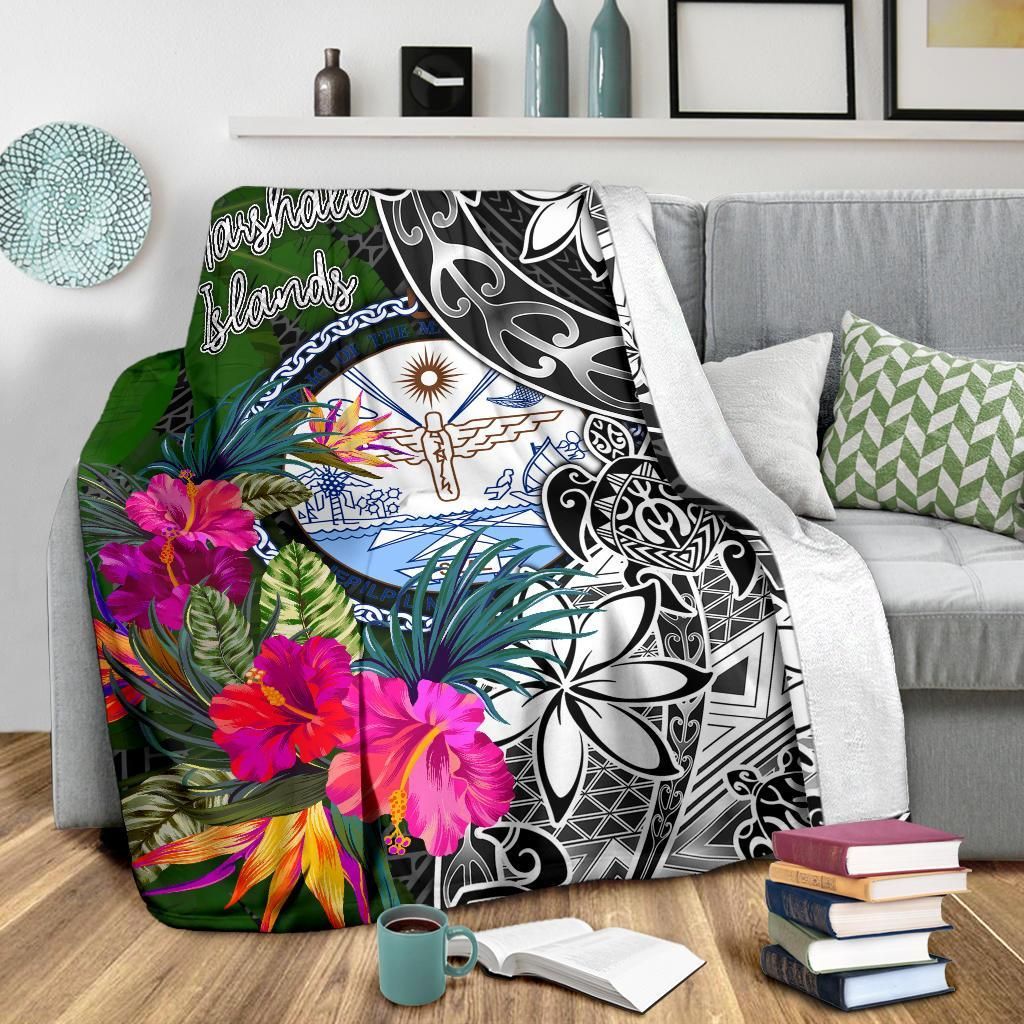 Marshall Islands Premium Blanket - Turtle Plumeria Banana Leaf Crest