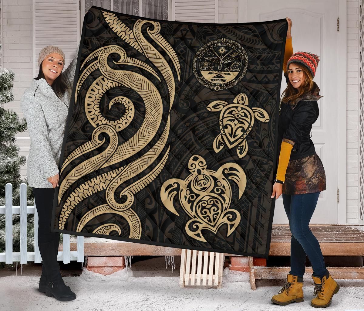 Marshall Islands Premium Quilt - Gold Tentacle Turtle Crest