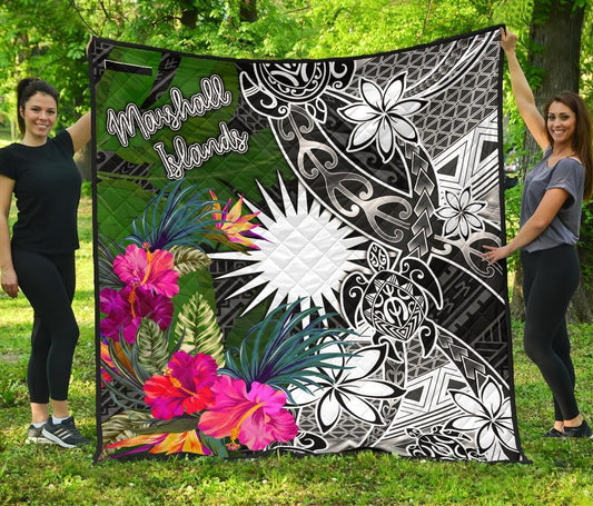 Marshall Islands Premium Quilt - Turtle Plumeria Banana Leaf
