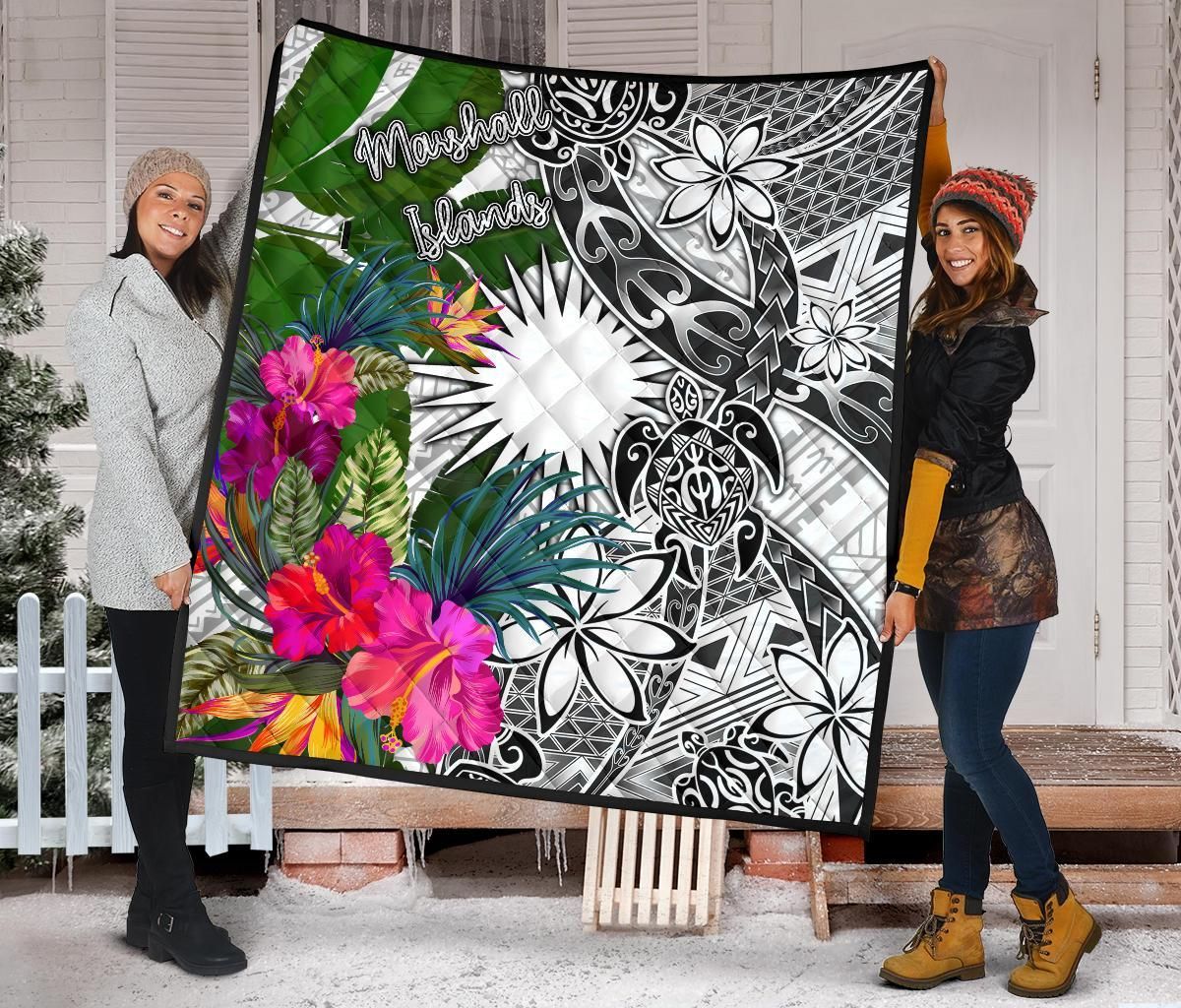 Marshall Islands Premium Quilt White - Turtle Plumeria Banana Leaf