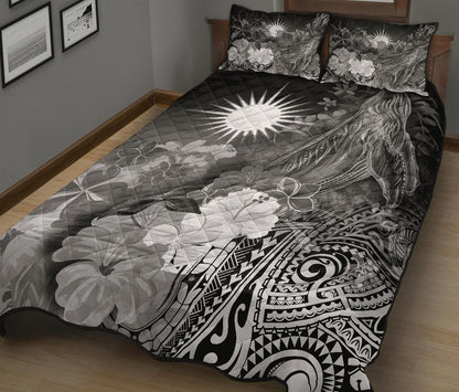 Marshall Islands Quilt Bed Set - Humpback Whale with Tropical Flowers (White)