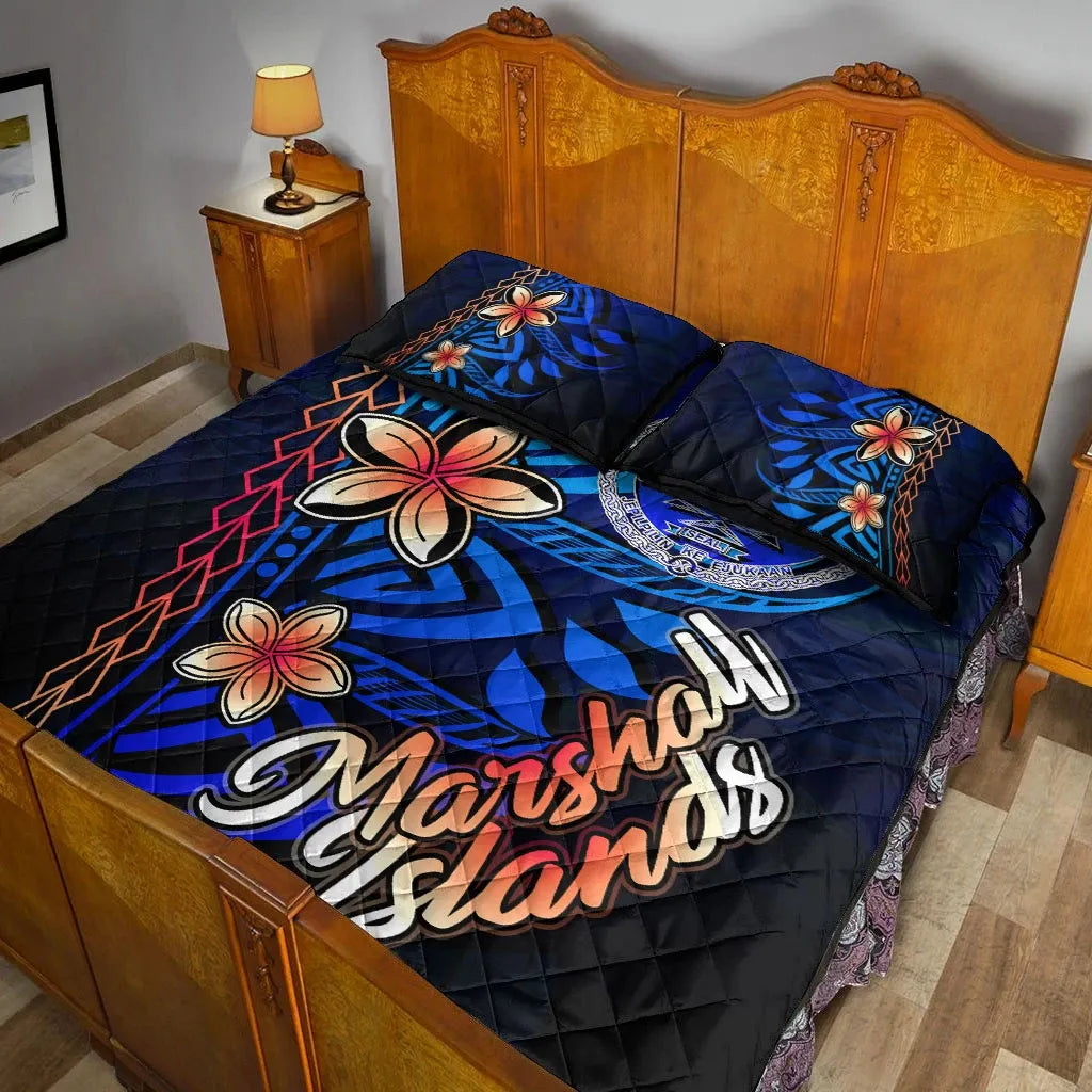 Marshall Islands Quilt Bed Set - Vintage Tribal Mountain Crest