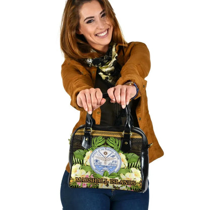 Marshall Islands Shoulder Handbag - Polynesian Gold Patterns Collection