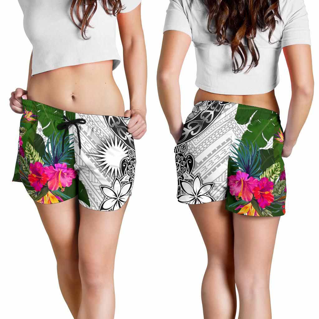 Marshall Islands Women Shorts White - Turtle Plumeria Banana Leaf