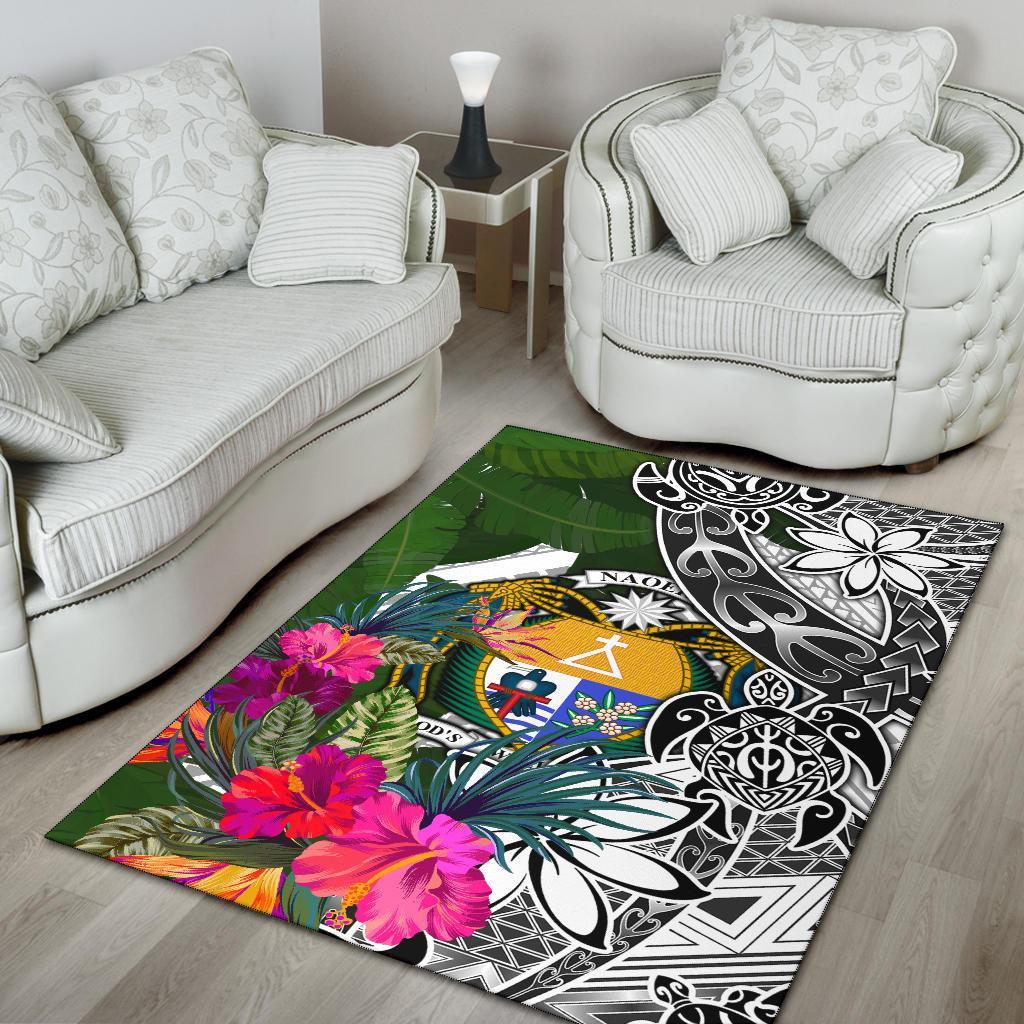 Nauru Area Rug White - Turtle Plumeria Banana Leaf Crest