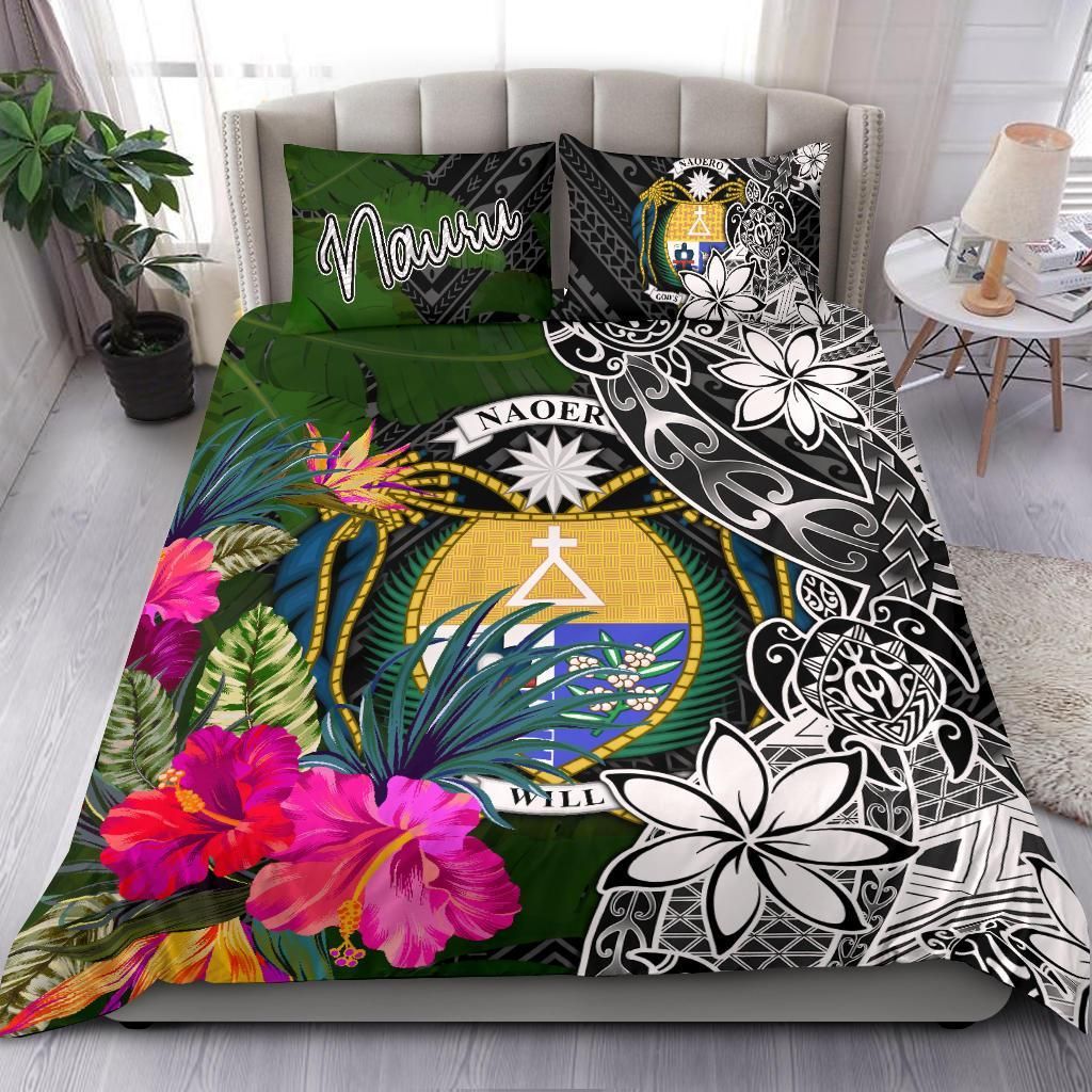 Nauru Bedding Set - Turtle Plumeria Banana Leaf Crest