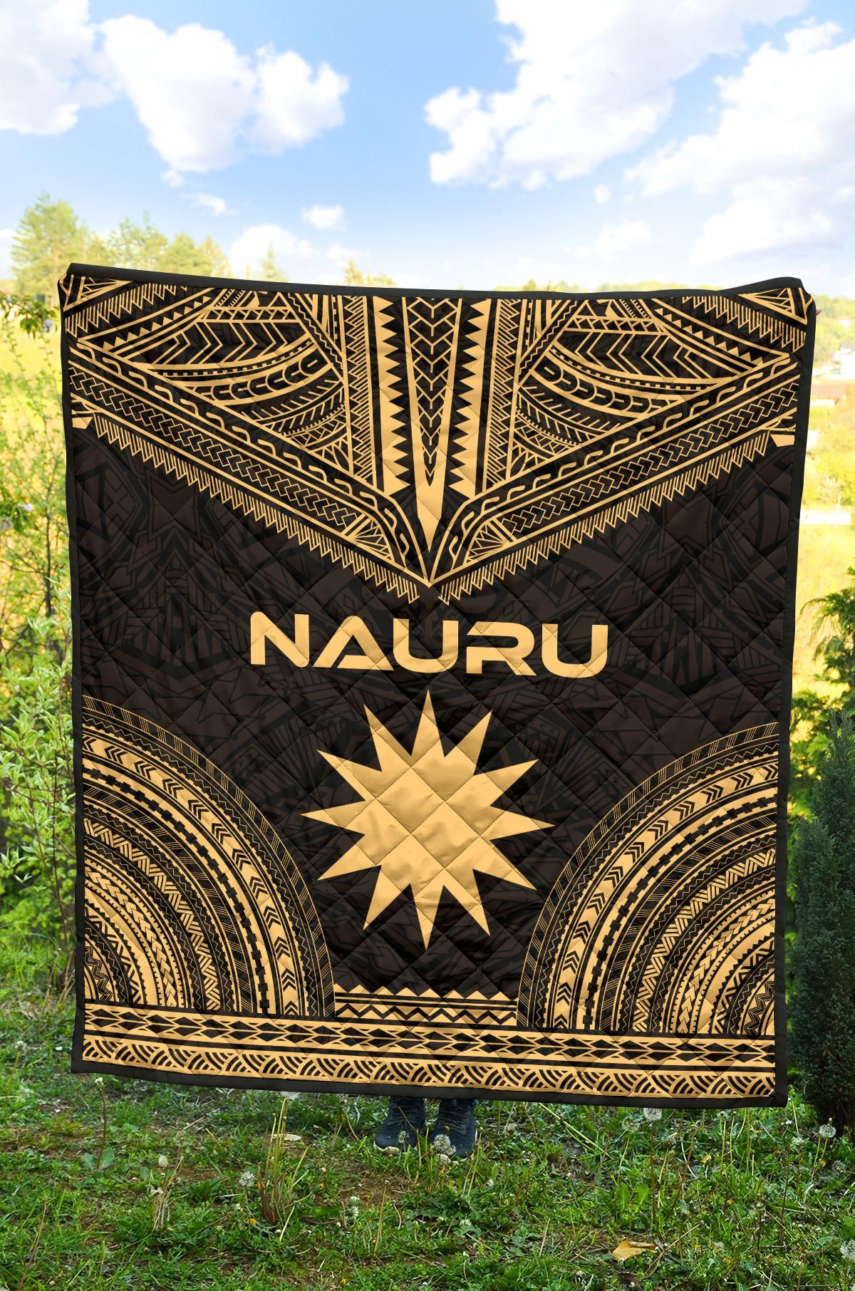 Nauru Premium Quilt - Nauru Flag Polynesian Chief Gold Version
