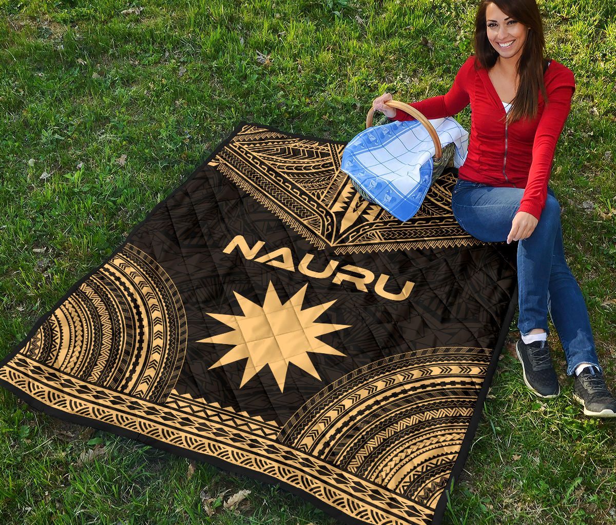 Nauru Premium Quilt - Nauru Flag Polynesian Chief Gold Version