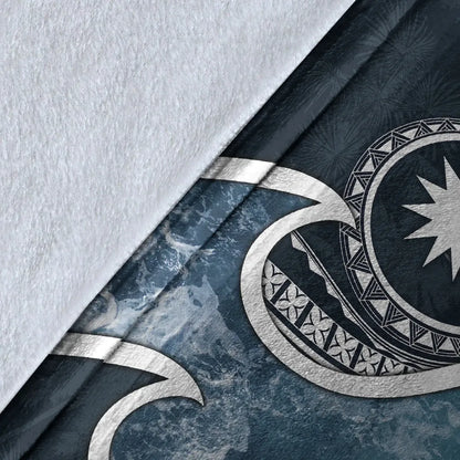 Nauru Polynesian Premium Blanket - Ocean Style