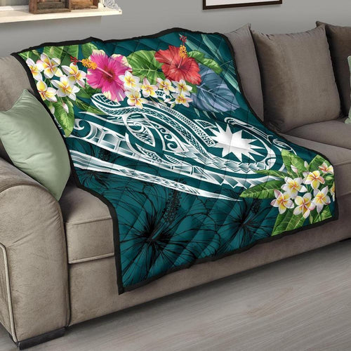 Nauru Polynesian Premium Quilt - Summer Plumeria (Turquoise)