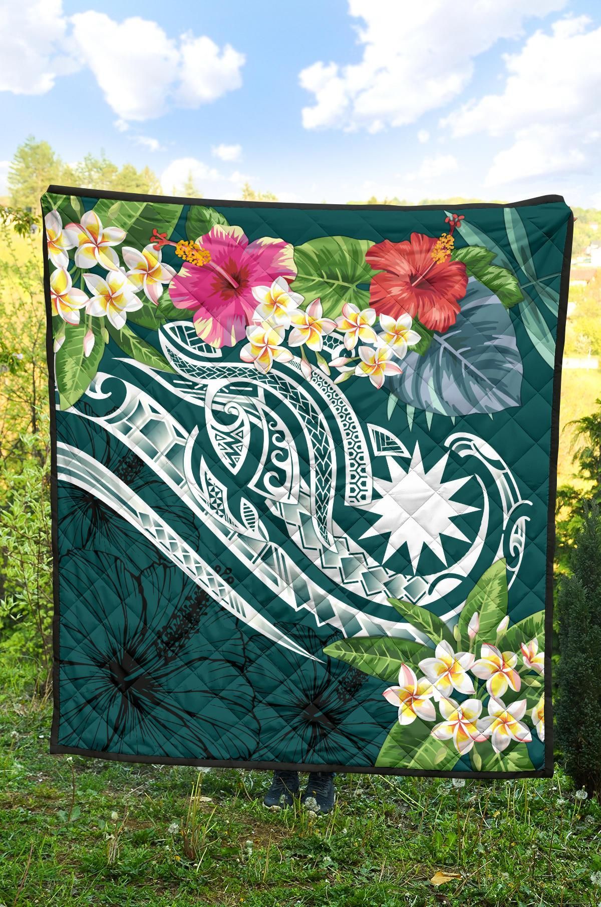 Nauru Polynesian Premium Quilt - Summer Plumeria (Turquoise)