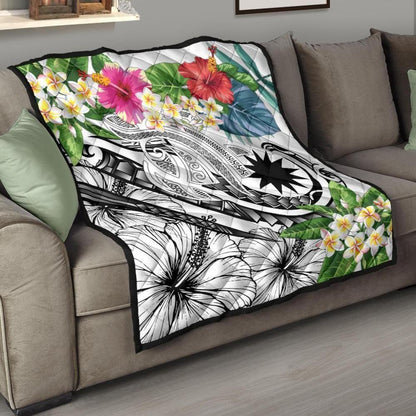 Nauru Polynesian Premium Quilt - Summer Plumeria (White)