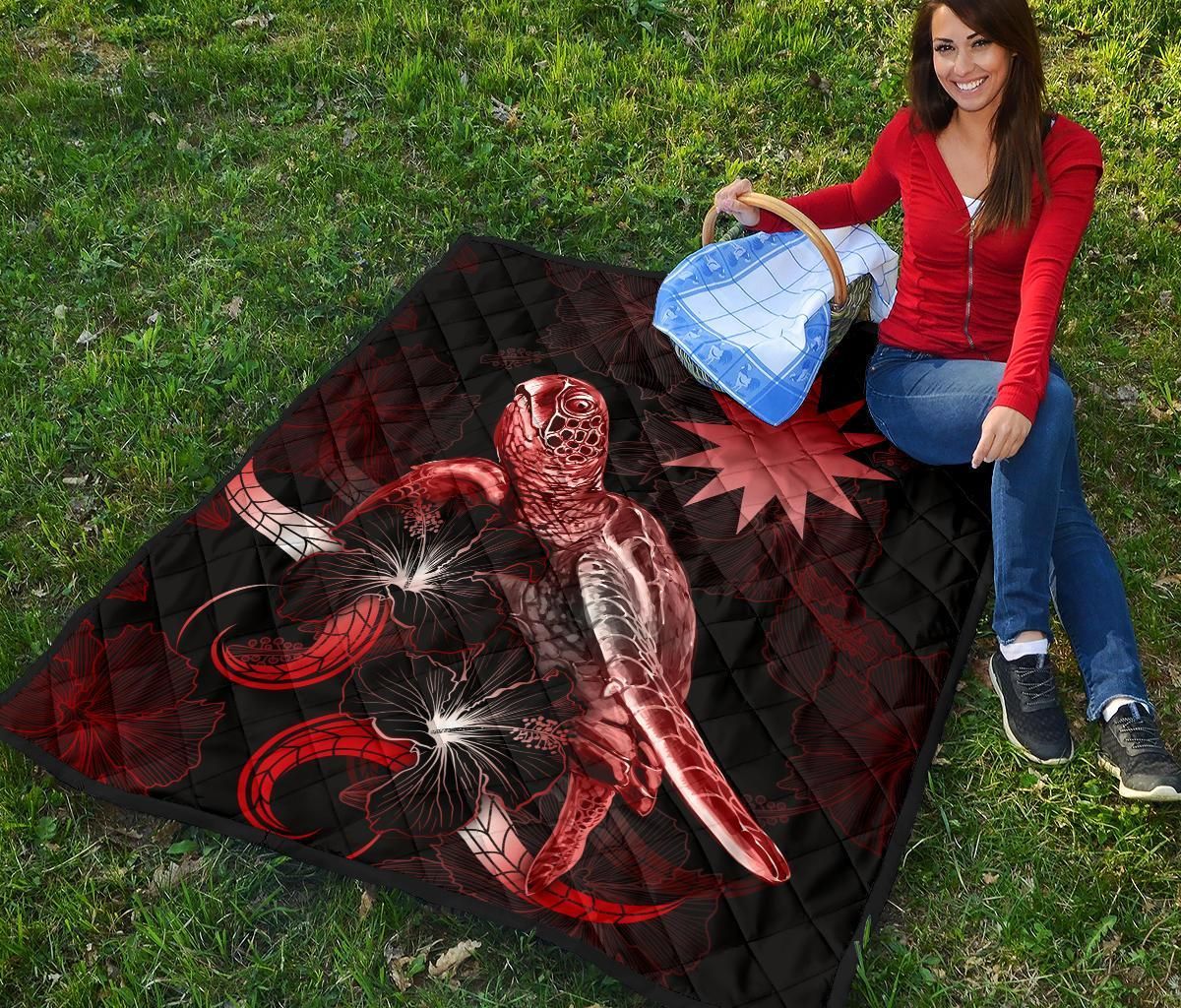 Nauru Polynesian Premium Quilt - Turtle With Blooming Hibiscus Red