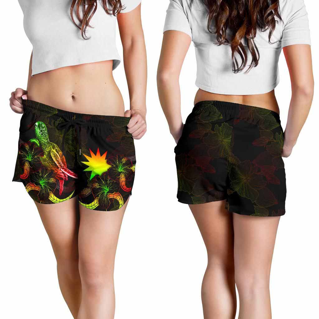Nauru Polynesian Women Shorts - Turtle With Blooming Hibiscus Reggae