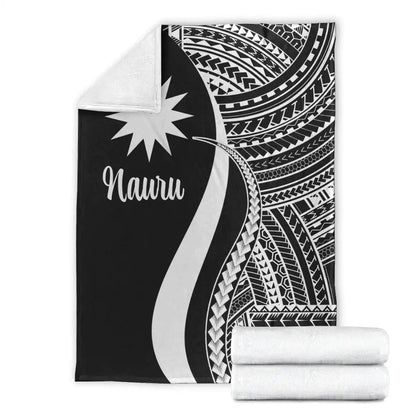 Nauru Premium Blanket - White Polynesian Tentacle Tribal Pattern