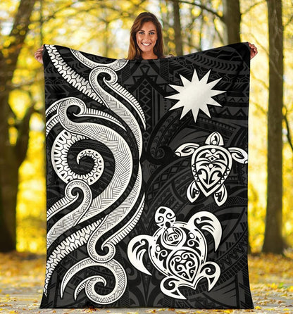 Nauru Premium Blanket - White Tentacle Turtle