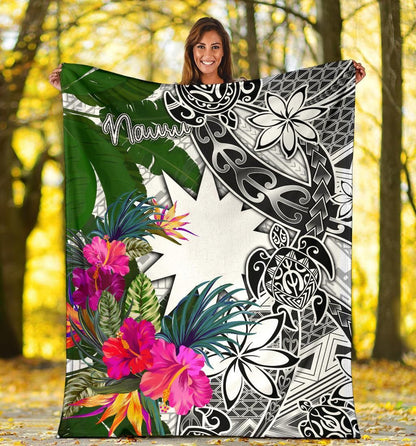 Nauru Premium Blanket White - Turtle Plumeria Banana Leaf