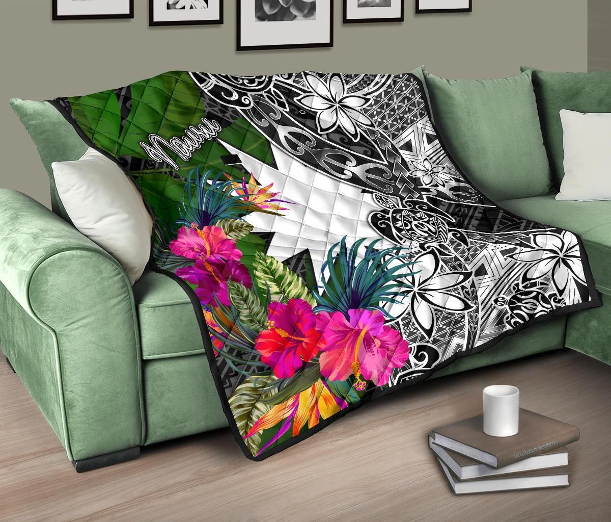 Nauru Premium Quilt - Turtle Plumeria Banana Leaf