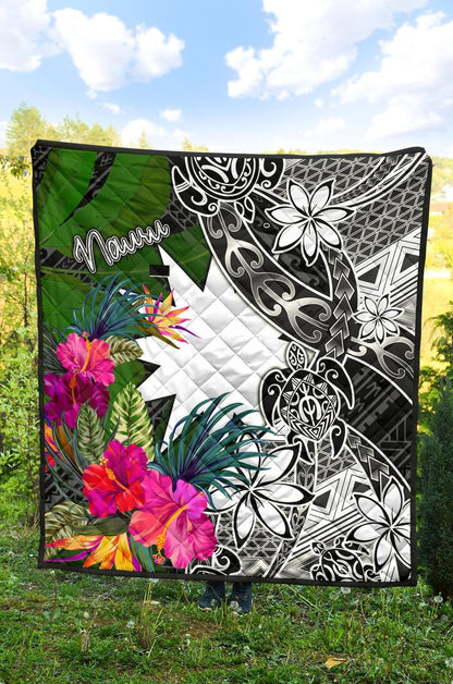 Nauru Premium Quilt - Turtle Plumeria Banana Leaf