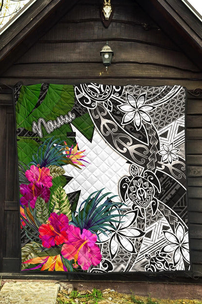 Nauru Premium Quilt - Turtle Plumeria Banana Leaf