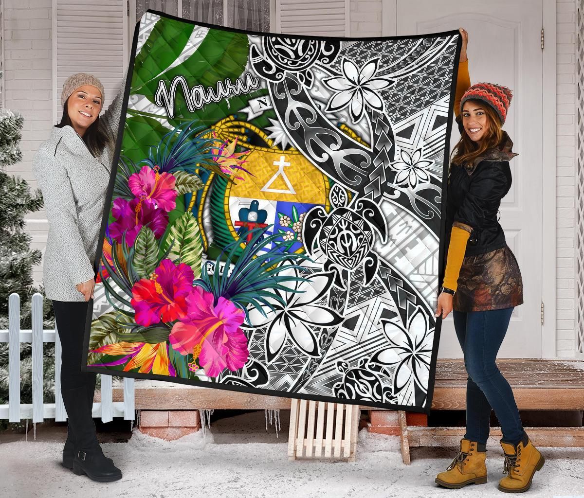 Nauru Premium Quilt White - Turtle Plumeria Banana Leaf Crest