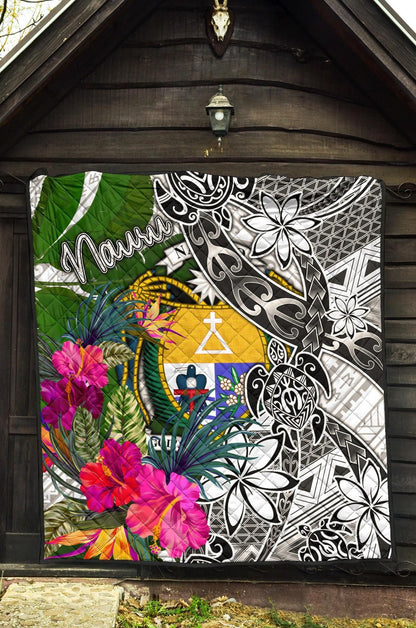 Nauru Premium Quilt White - Turtle Plumeria Banana Leaf Crest