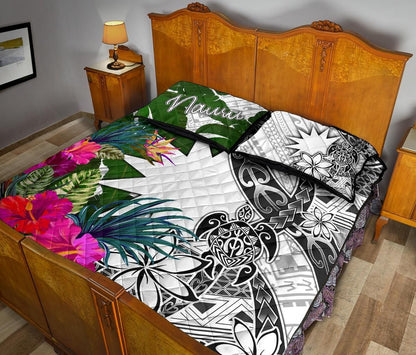 Nauru Quilt Bed Set White - Turtle Plumeria Banana Leaf