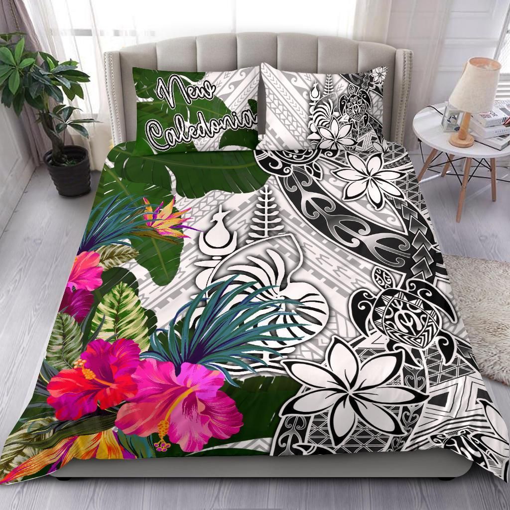 New Caledonia Bedding Set White - Turtle Plumeria Banana Leaf Crest