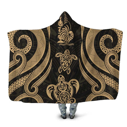 New Caledonia Hooded Blanket - Gold Tentacle Turtle