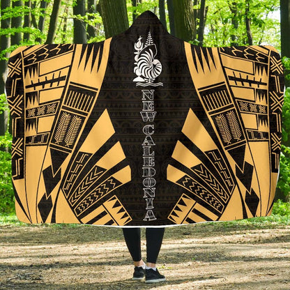 New Caledonia Hooded Blanket - Polynesian Tattoo Gold