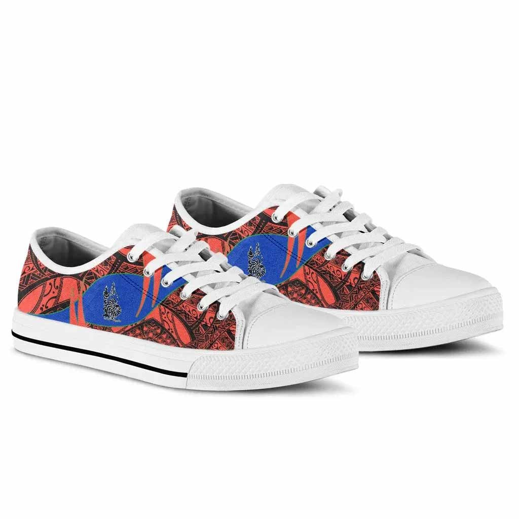 New Caledonia Low Top Shoes - Symmetrical Lines