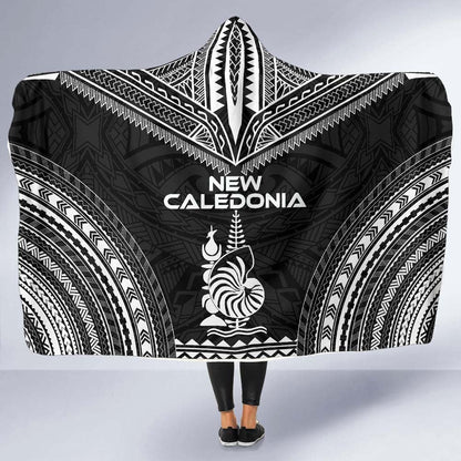 New Caledonia Polynesian Chief Hooded Blanket - Black Version