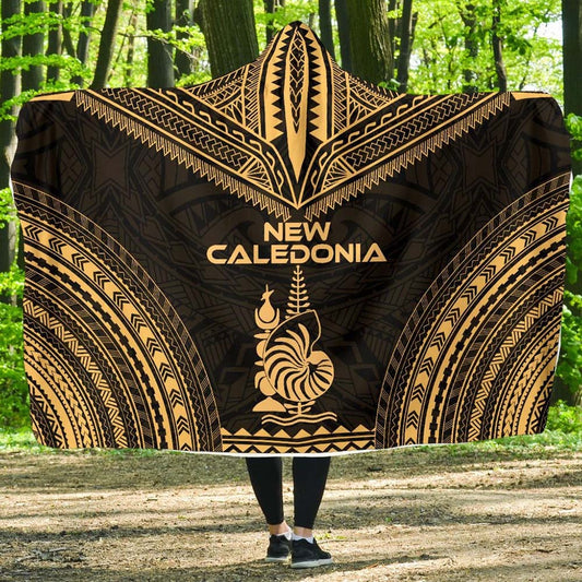 New Caledonia Polynesian Chief Hooded Blanket - Gold Version