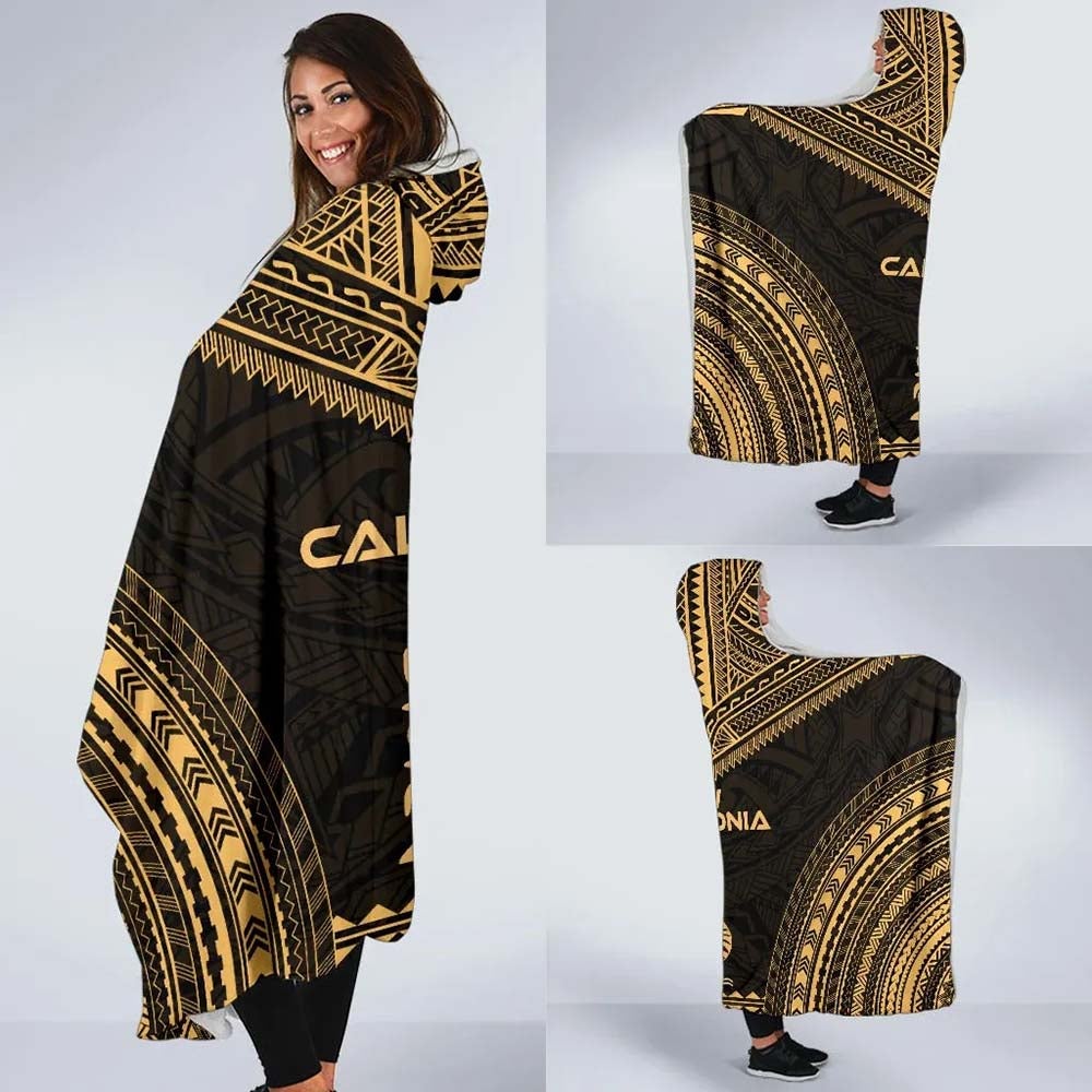 New Caledonia Polynesian Chief Hooded Blanket - Gold Version