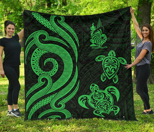 New Caledonia Premium Quilt - Green Tentacle Turtle