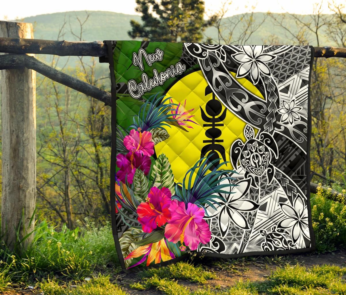 New Caledonia Premium Quilt - Turtle Plumeria Banana Leaf