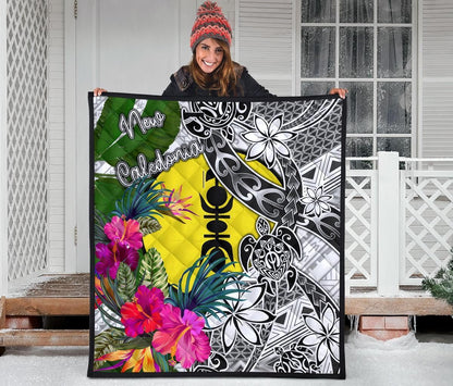 New Caledonia Premium Quilt White - Turtle Plumeria Banana Leaf