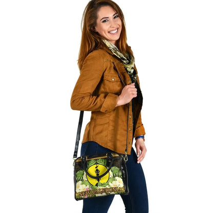 New Caledonia Shoulder Handbag - Polynesian Gold Patterns Collection