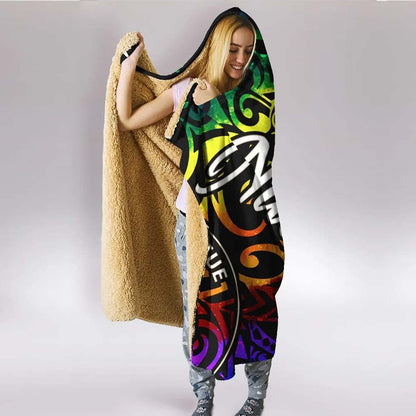 Niue Hooded Blanket - Rainbow Polynesian Pattern