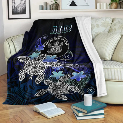 Niue Polynesian Premium Blanket - Blue Turtle Couple