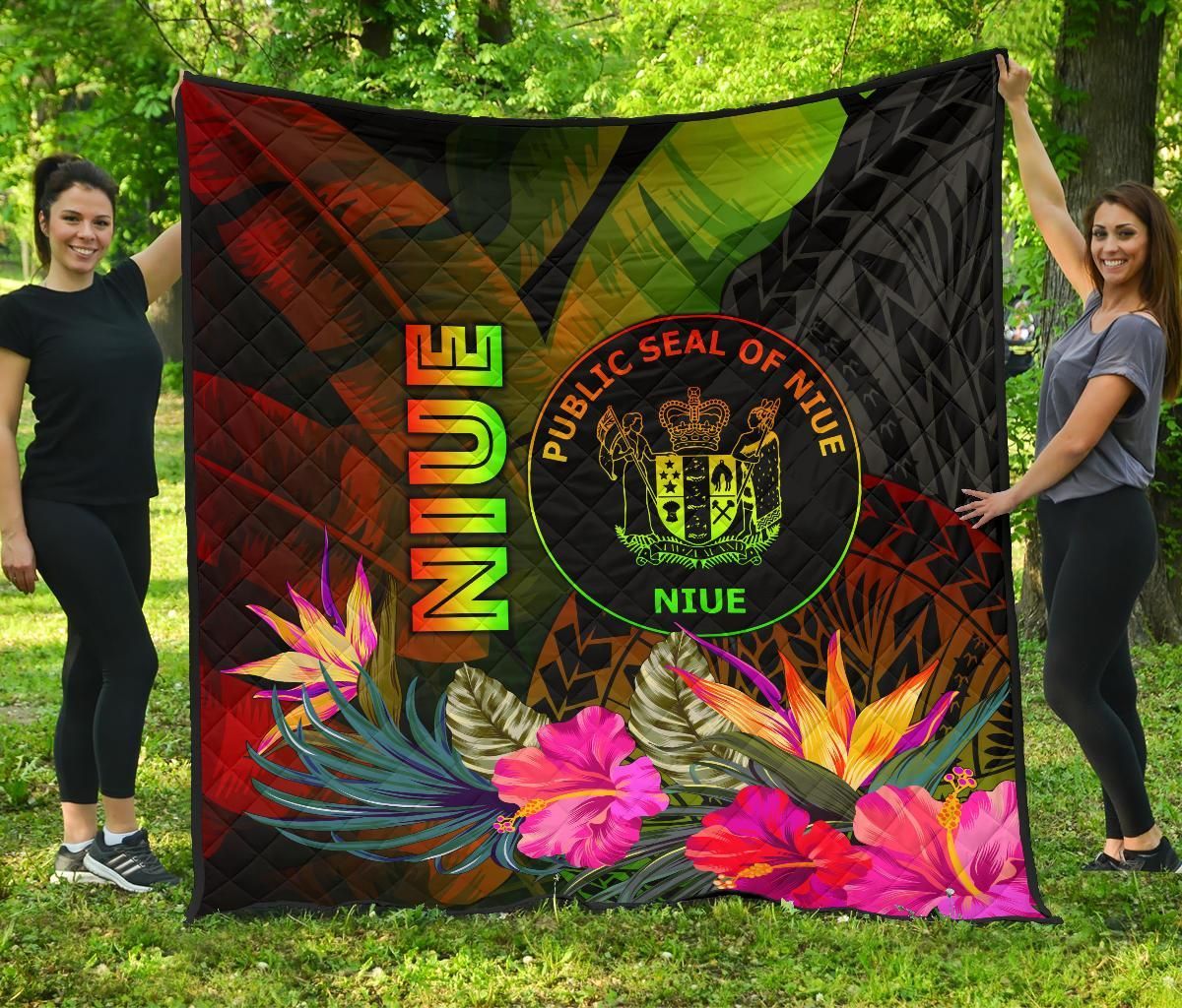 Niue Polynesian Premium Quilt - Hibiscus and Banana Leaves