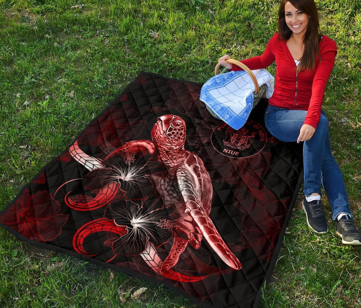 Niue Polynesian Premium Quilt - Turtle With Blooming Hibiscus Red