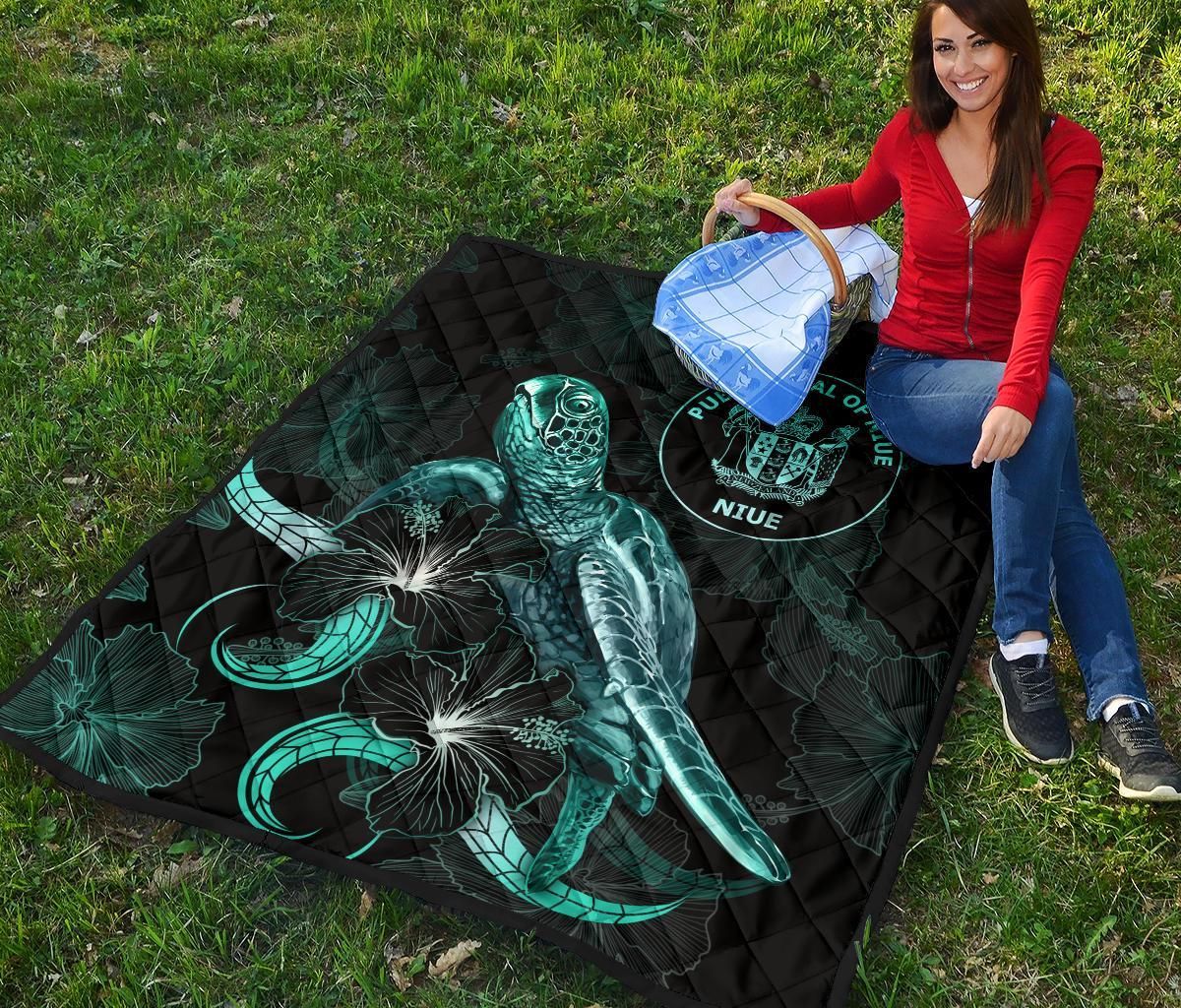 Niue Polynesian Premium Quilt - Turtle With Blooming Hibiscus Turquoise