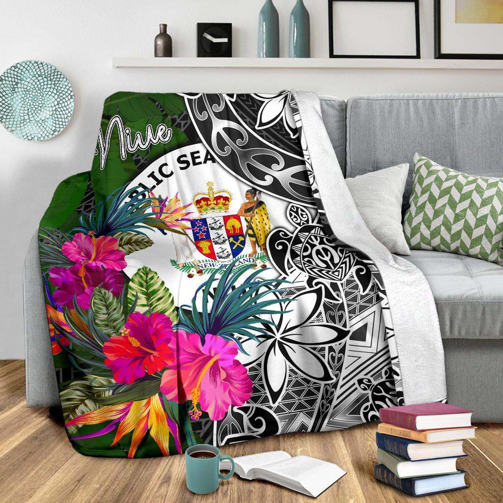 Niue Premium Blanket - Turtle Plumeria Banana Leaf