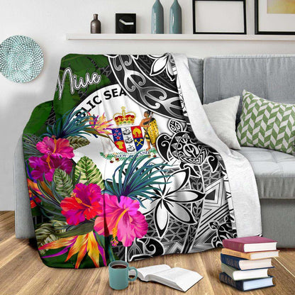 Niue Premium Blanket - Turtle Plumeria Banana Leaf